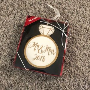 Mr & Mrs 2018 Ornament  💍BRAND NEW